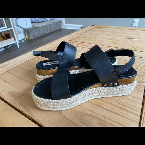 Steve Madden Platform Sandals - Picture 2 of 5